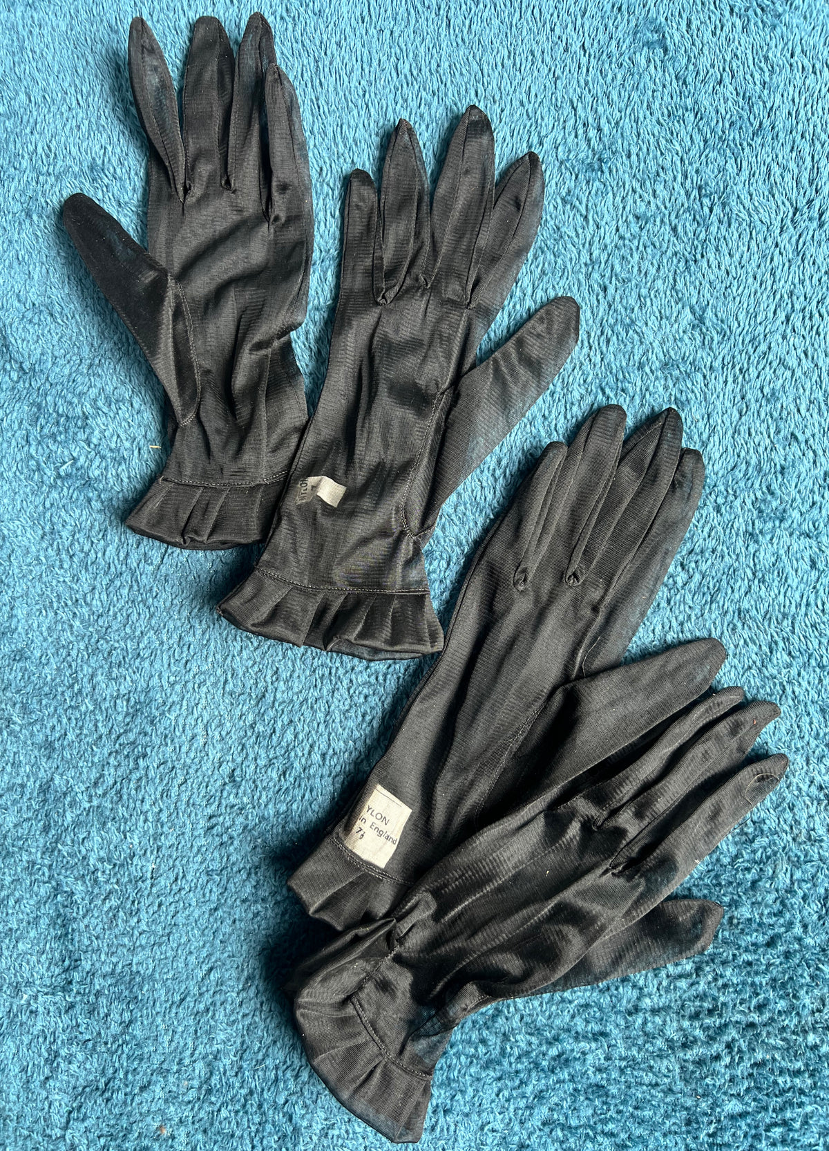 2 Pairs Unused Very Ladylike 1940s Nylon Gloves size 7 + 7.5