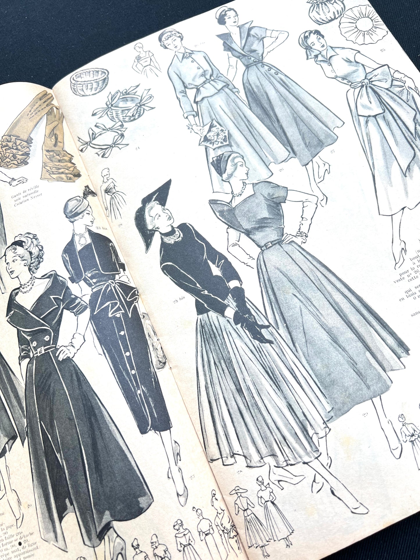 DEMACHY-PATRON Illustration on Cover of January 1950 French  Modes & Travaux incl Dress Pattern + Designer Wedding Dresses