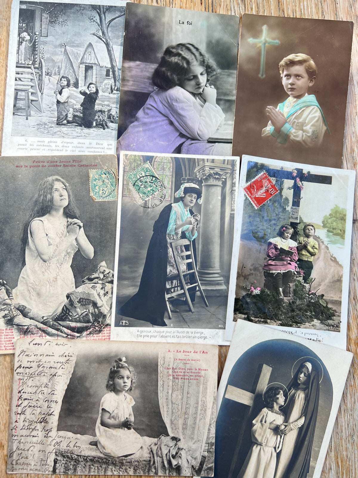 8 French Postcards from the 1900s of People Praying