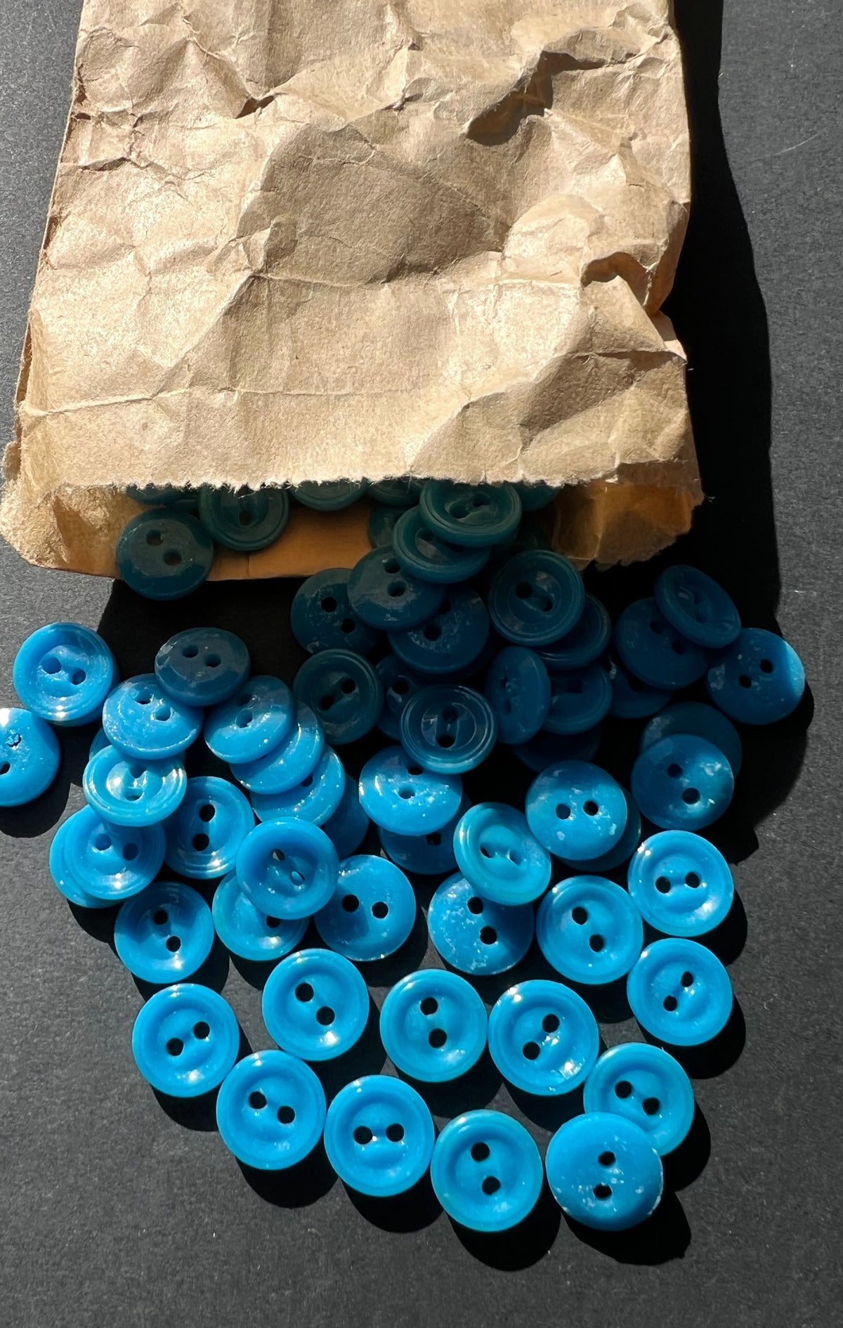 1 Gross (144) Vintage Glass 1.2cm Deep Turquoise Buttons