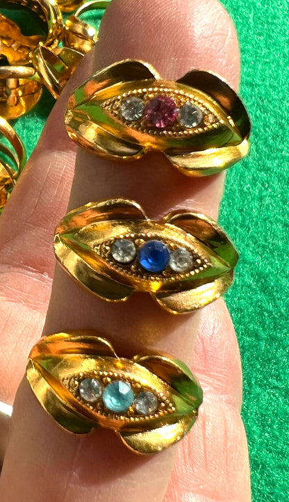 Job Lot of 25 Faux Fancy Rings.