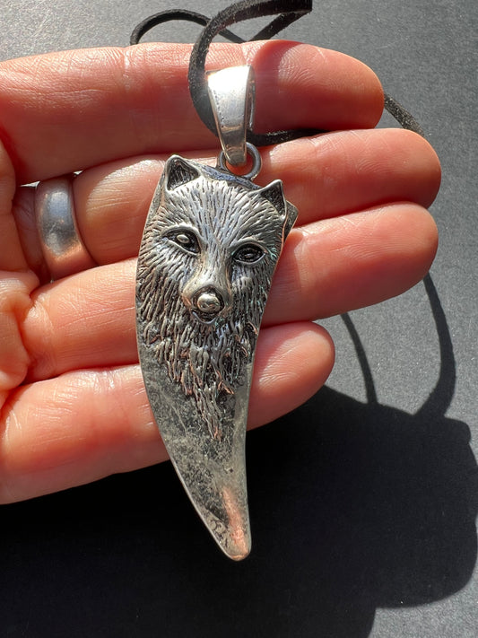 Striking Wolf Pendant on Faux Suede Cord.