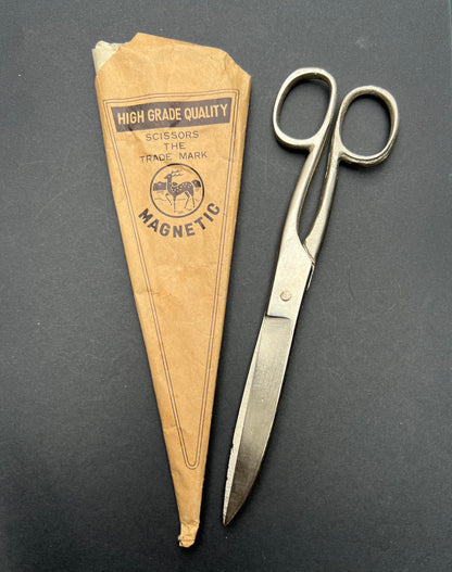 Vintage 1940s Magnetic Scissors