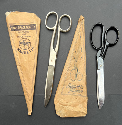 Vintage 1940s Magnetic Scissors