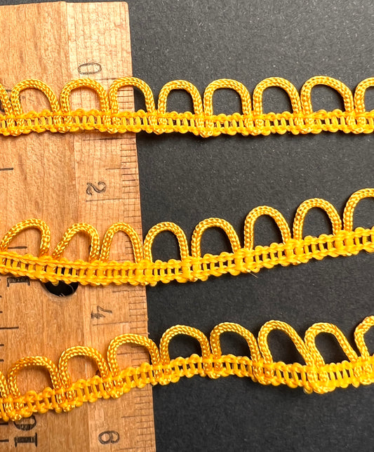 1m Cheerful Looped Gold Yellow Vintage Trim -1cm wide - Made in England