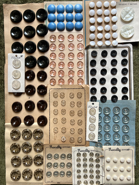 15 Sheets of Vintage Mirrored, Plastic and Glass Buttons (N)