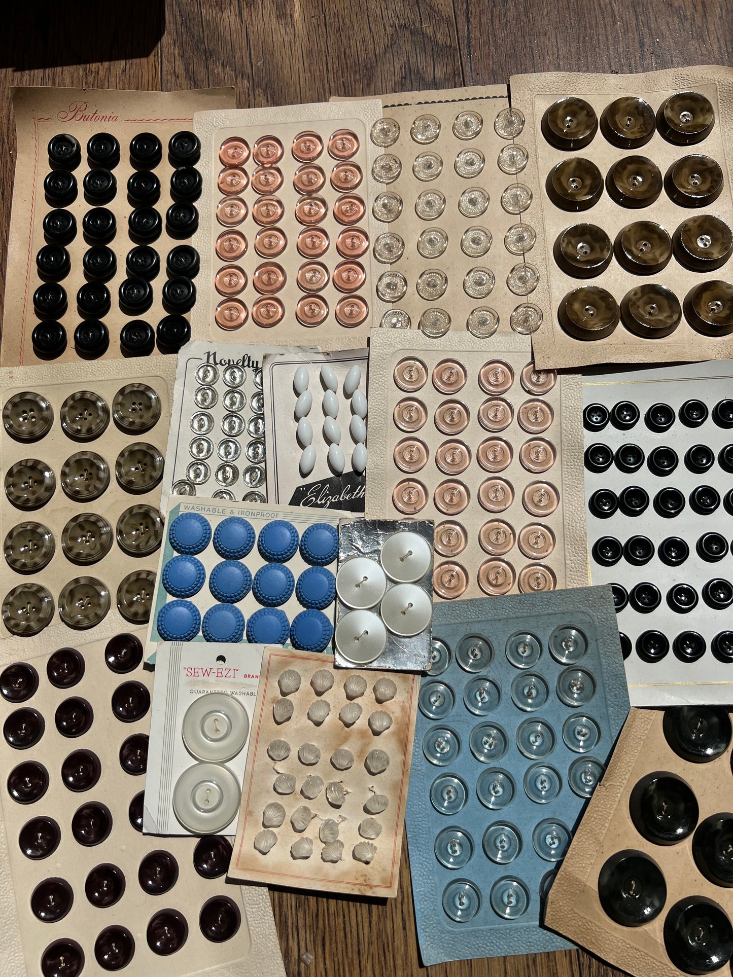 16 Sheets of Vintage Metal, Plastic and Glass Buttons (R)