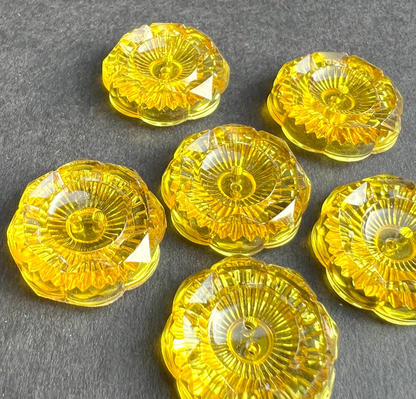 6 or 24 Vintage Sparkling 2cm Gloriously Yellow Buttons