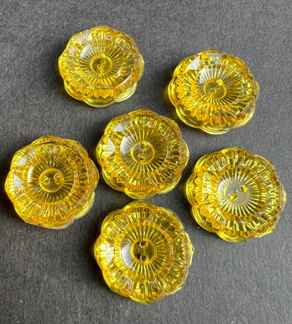 6 or 24 Vintage Sparkling 2cm Gloriously Yellow Buttons