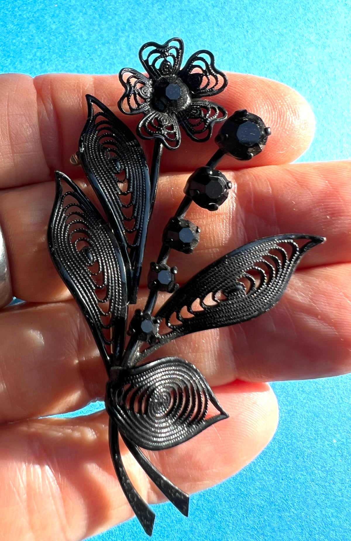 1940s Black Filigree + Faceted Glass Flower Brooch