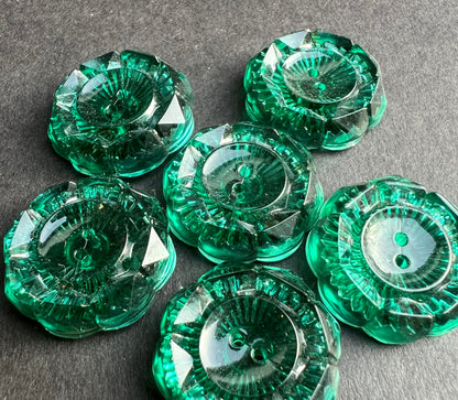 6 Vintage Sparkling 2cm Vibrant Green Buttons