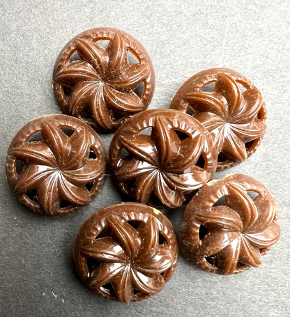 6 or 24 Vintage Swirly Chocolate Brown 2.2cm or 1.7cm Buttons