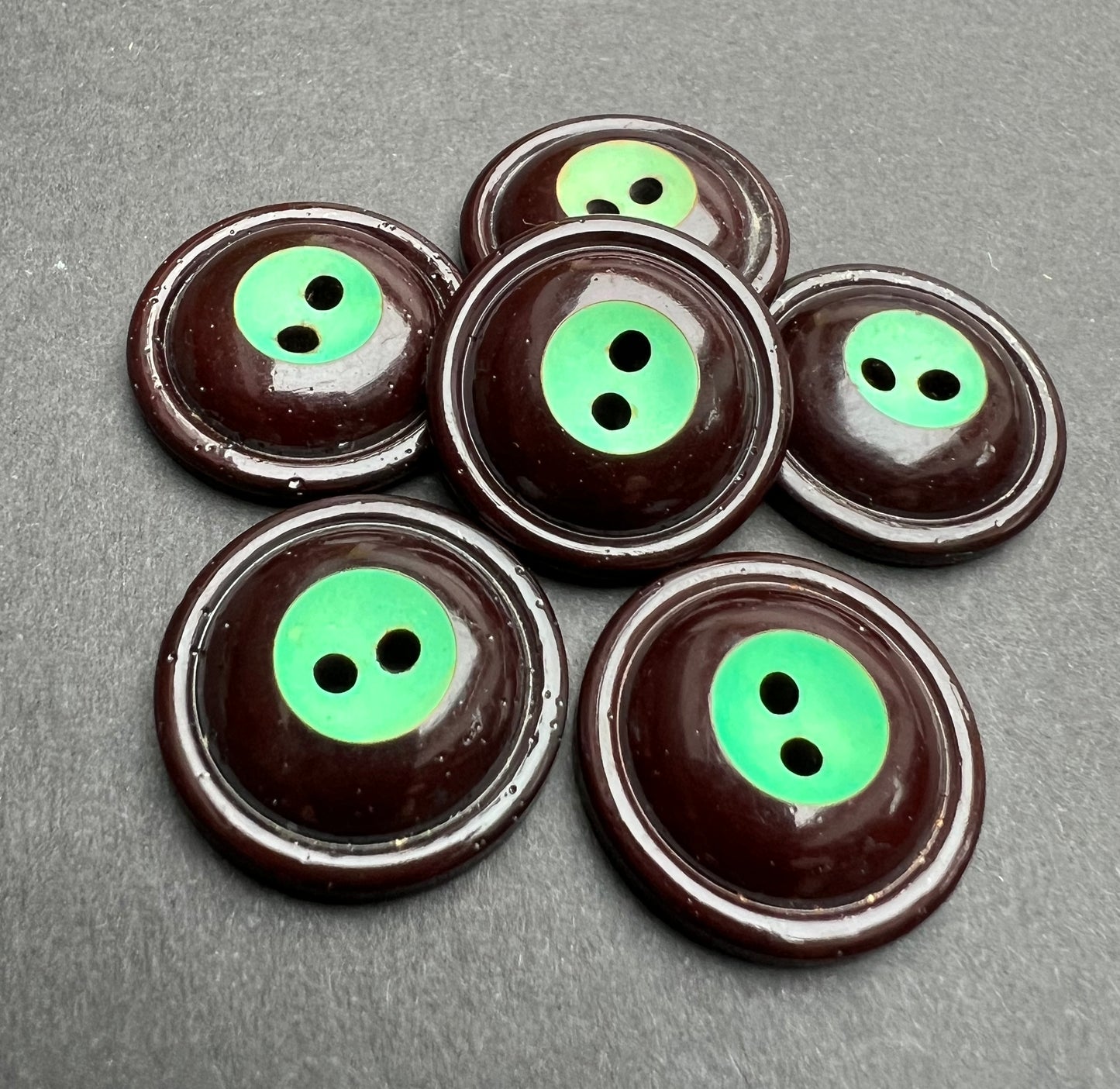6 Sculptural 2.2cm 2 Tone Brown/Green 1960s Italian Buttons