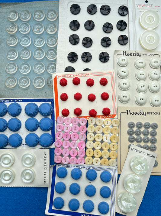 12 Sheets of Vintage Buttons (21)