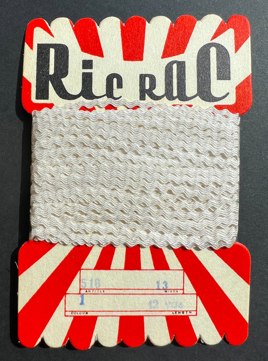 12yds Vintage 2mm RicRac on Striking Mid Century Display Card