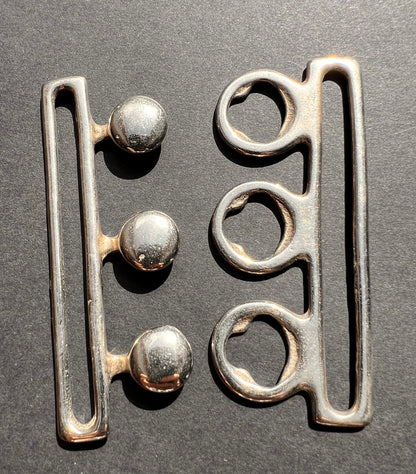 Striking 1960s Silver Chrome Metal Buckle 8 x 4.5cm for Belts up to 7.5cm Wide