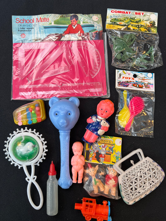 Job Lot of 12 Compromised Vintage Toys (4)