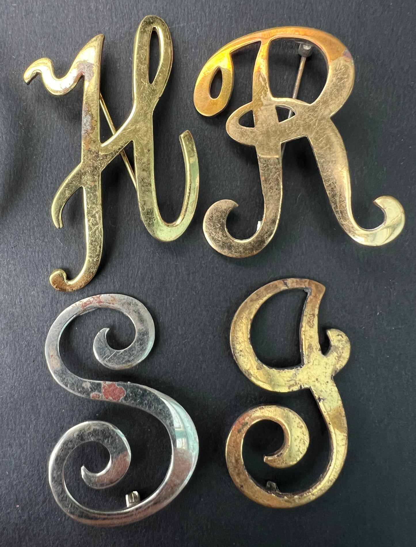 Job Lot of 15 Damaged Vintage Initial Brooches ..for Repurposing