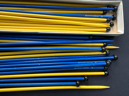 Box of Vintage 12" Gauge 9 BEEHIVE Knitting Pins "Non Inflamable"