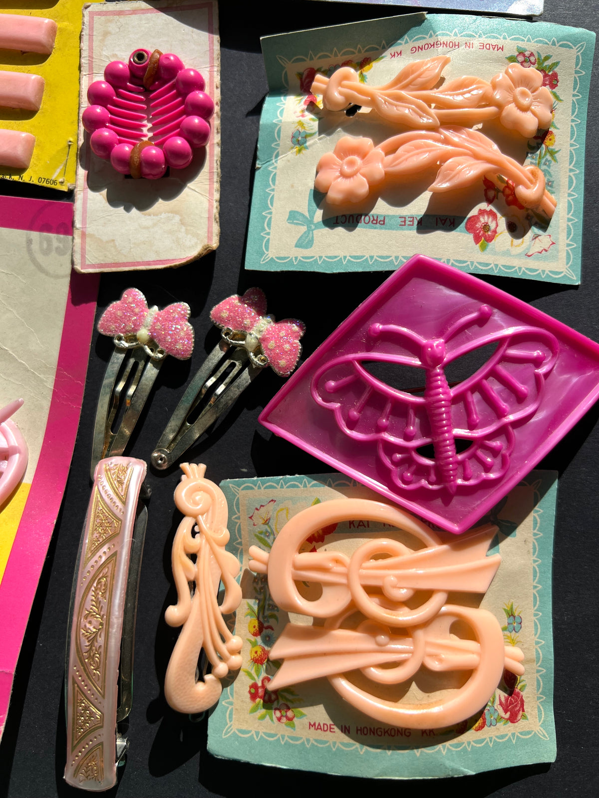 16 Pink Vintage Hair Clips & Barrette.