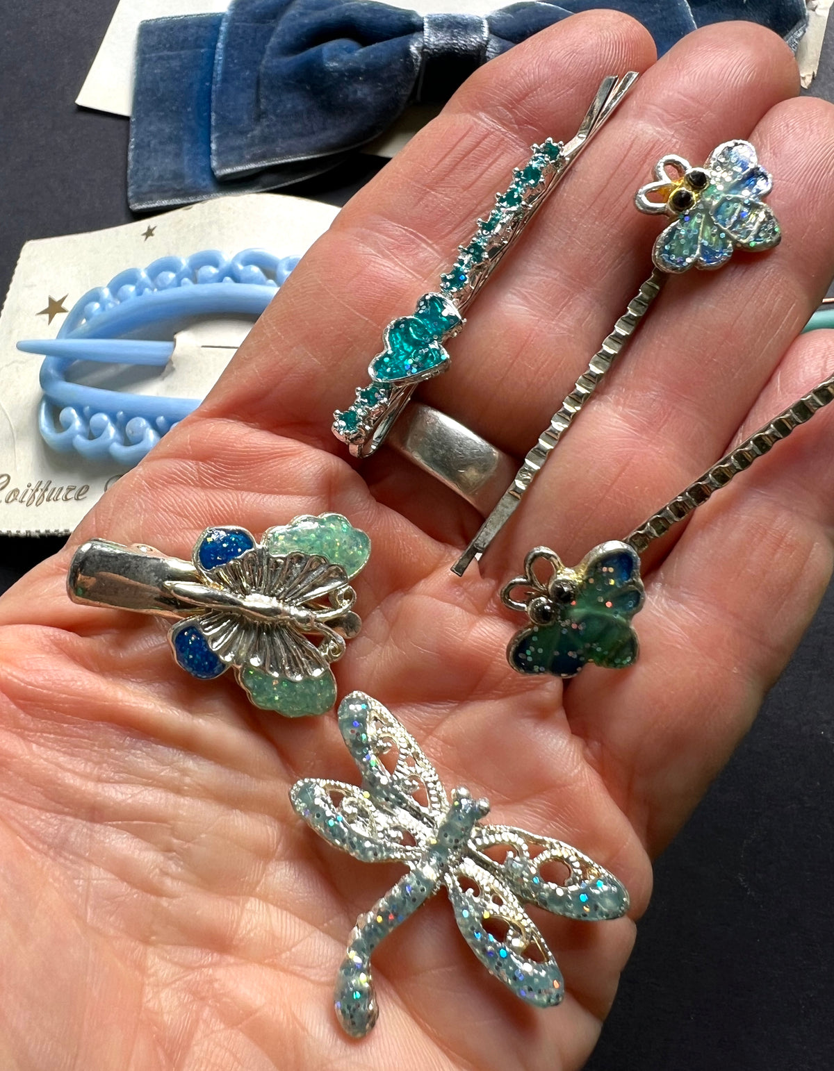 10  Vintage Blue Hair Pins, Clips and Bows.