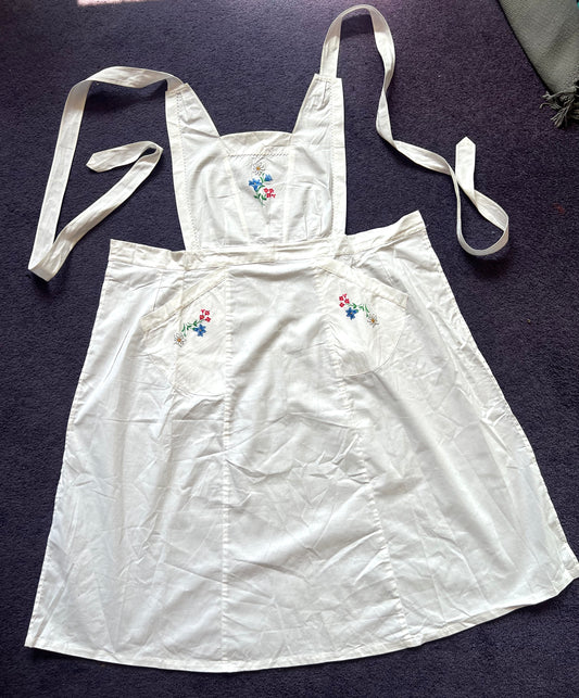 Vintage Embroidered Linen Maids Apron