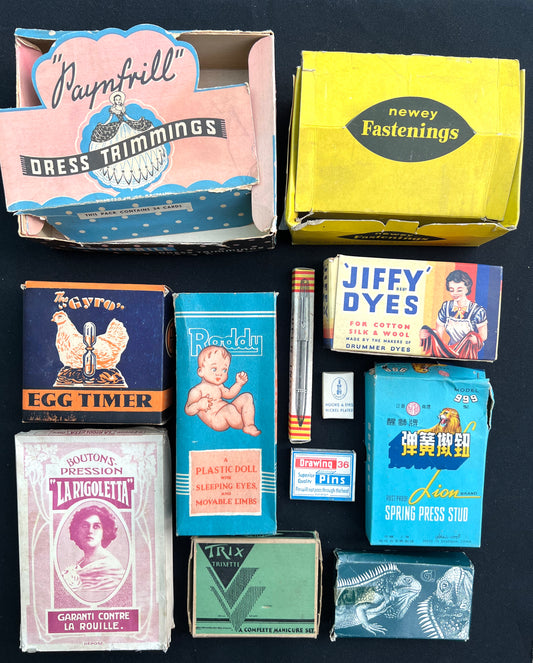 12 Lovely Vintage (Empty) Boxes