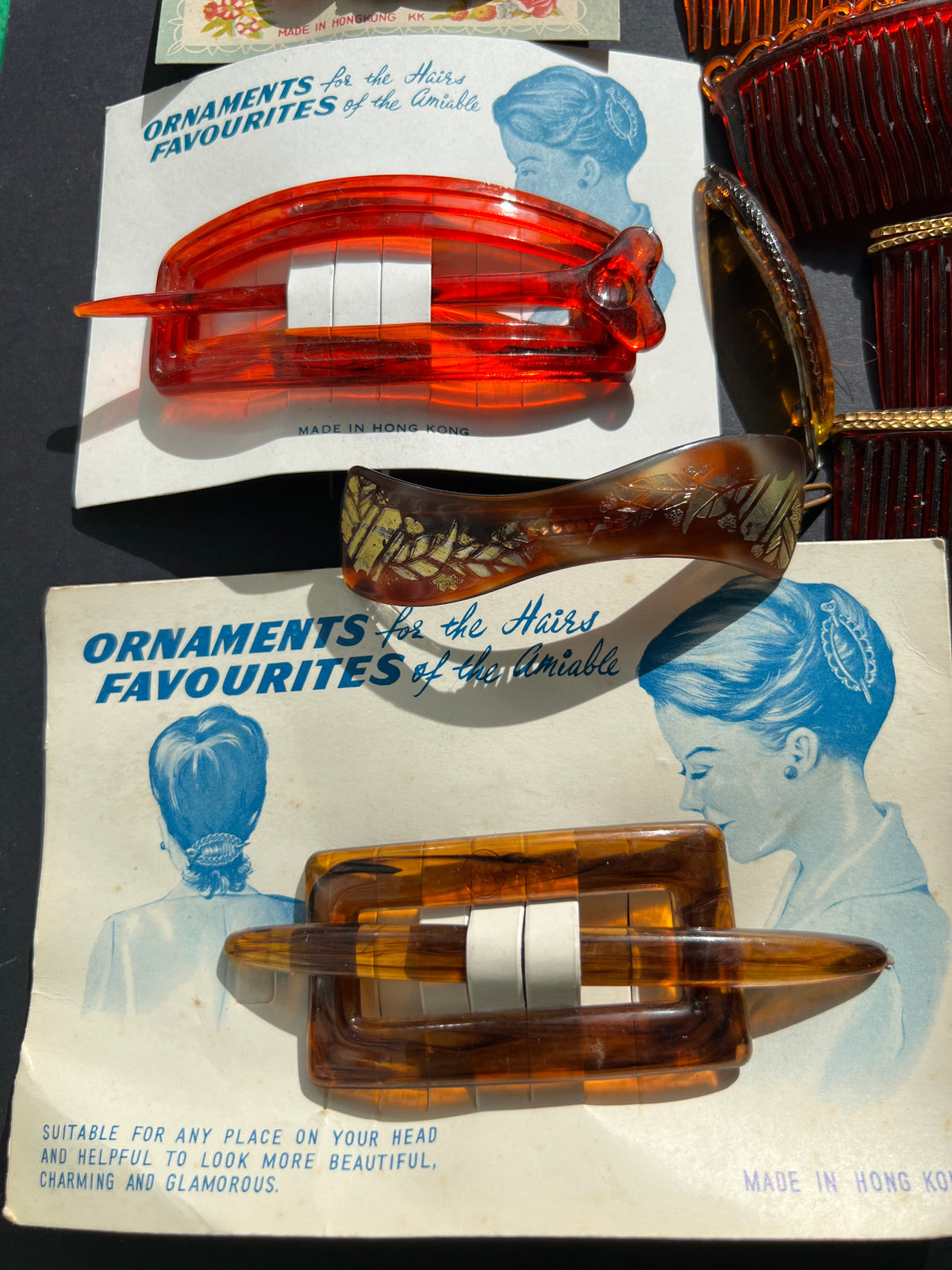 14 Vintage Tortoiseshell Hair Clips, Barrettes & Combs.