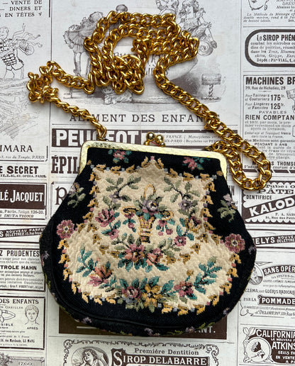 Lovely Vintage Handbag / Purse