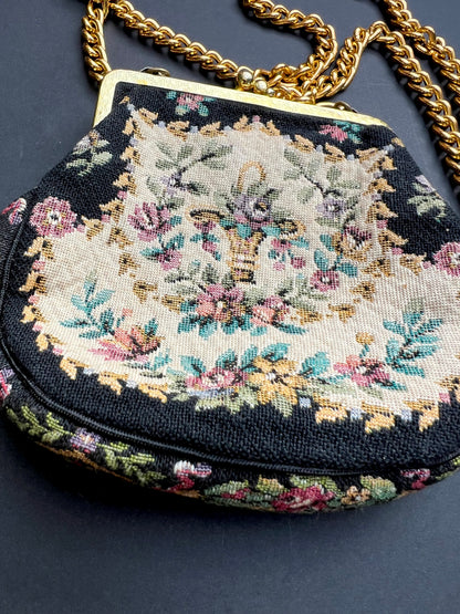 Lovely Vintage Handbag / Purse