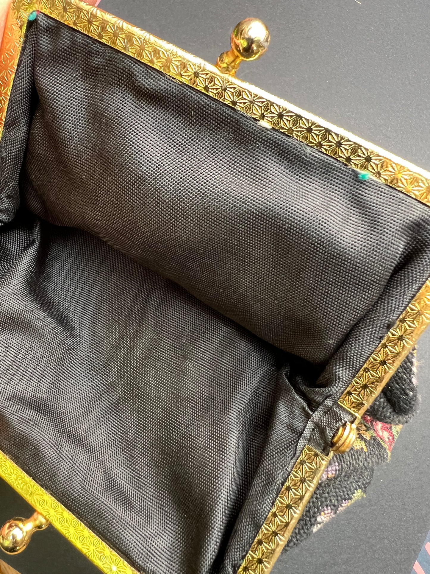 Lovely Vintage Handbag / Purse