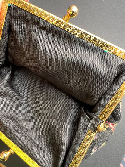 Lovely Vintage Handbag / Purse