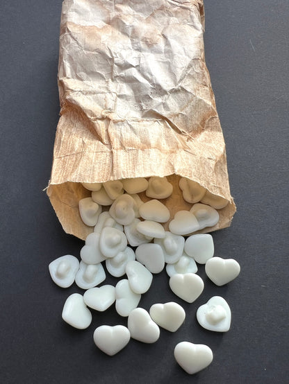 1 Gross (144) Vintage White Glass Heart 1.3cm wide Buttons