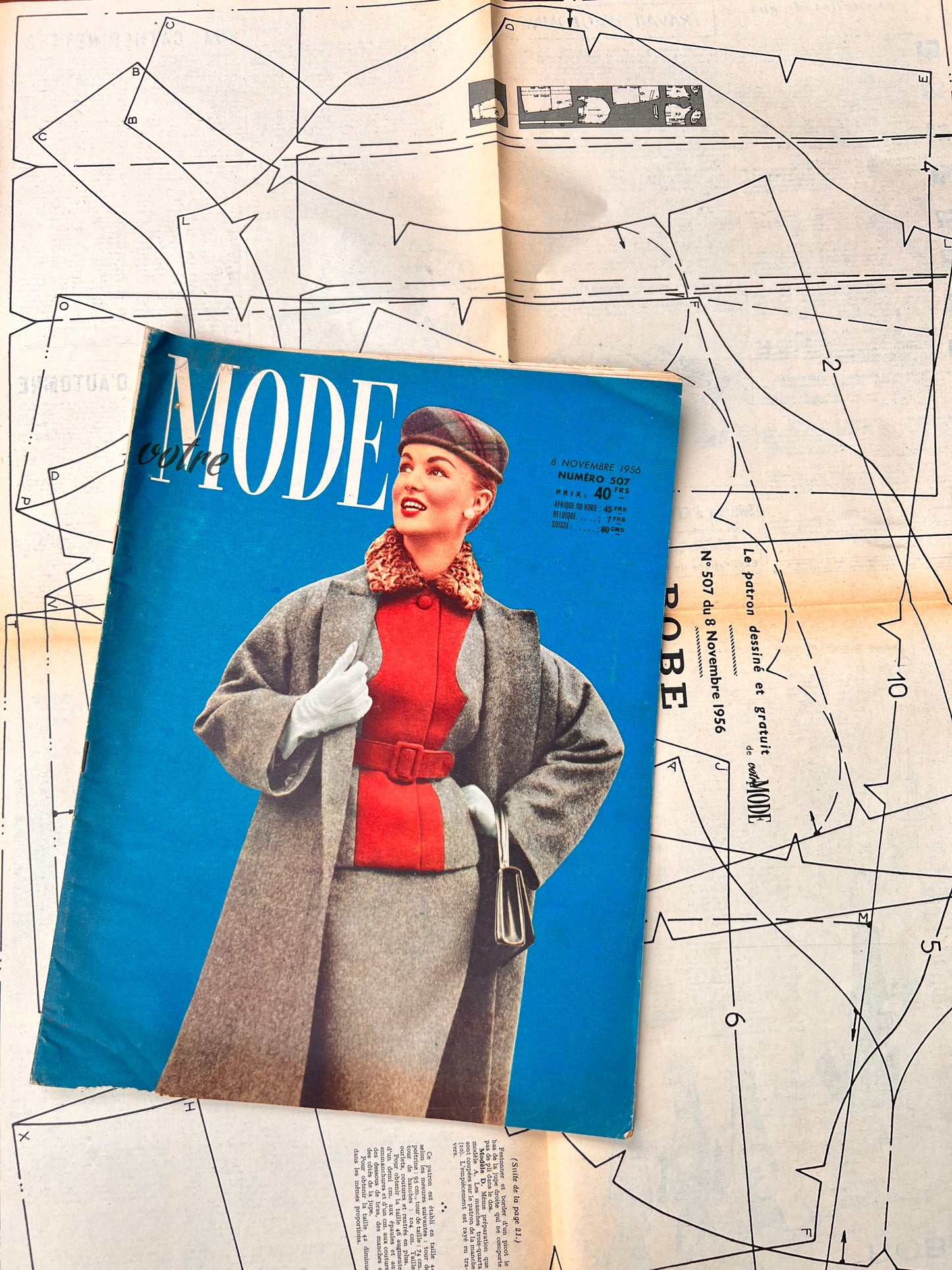 8th November 1956 French Magazine Votre Mode incl. Dress Pattern