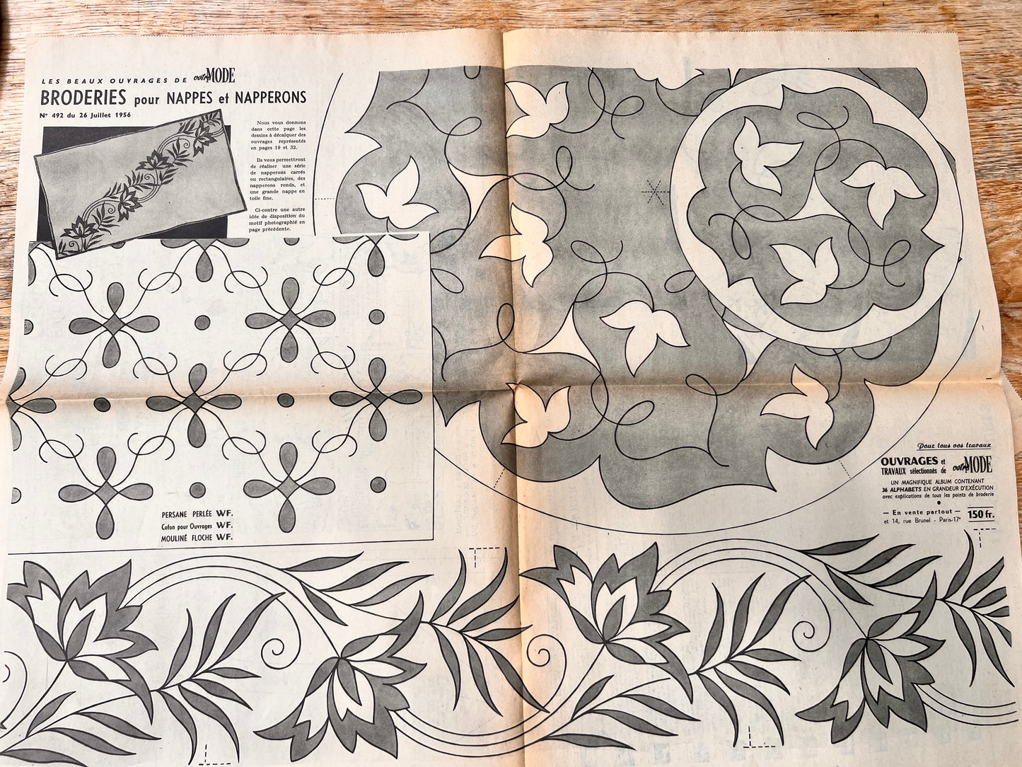 26th July 1956 French Magazine Votre Mode incl. Needlework Pattern