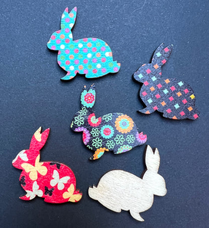 7 or 5 Wooden Flat Back 3cm Patterned Rabbits
