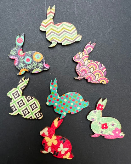 7 or 5 Wooden Flat Back 3cm Patterned Rabbits