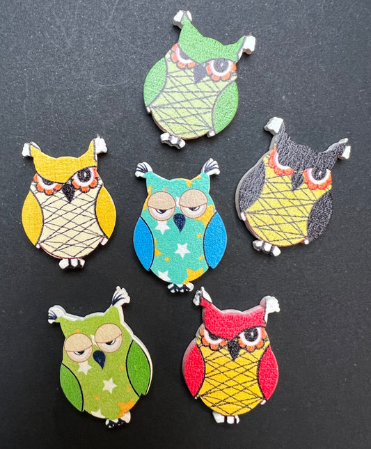 4, 5 or 6 Wooden Flat Back 3cm Patterned Owls