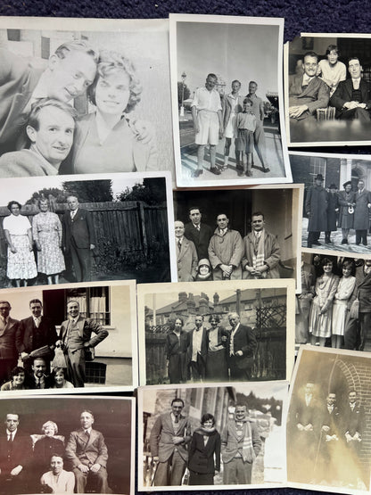 12 Old Photos of Groups of Friends/Family 1930s - 50s (F15)