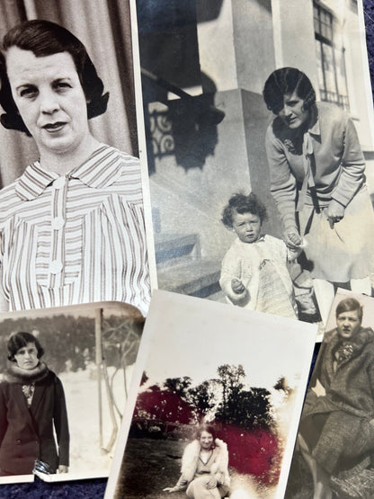 16 Photos of Women in the 1920s and 1930s  (F16)