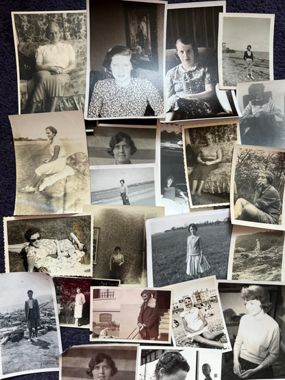 22 Old Photos from the 1920s - 50s of Women (F24)