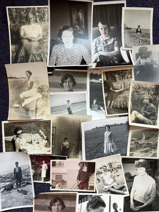 22 Old Photos from the 1920s - 50s of Women (F24)