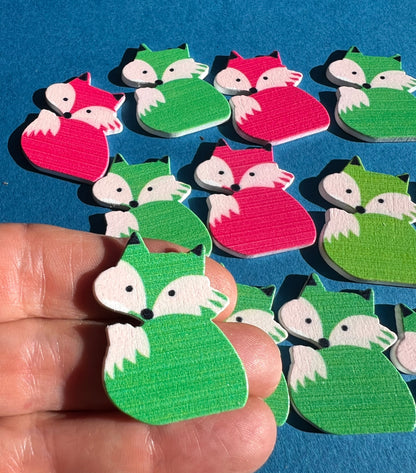 12 Wooden Flat Back 3.5cm Foxes