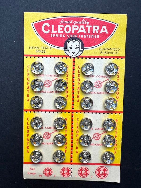 FINEST Quality CLEOPATRA Vintage 1cm PRESS STUDS - 24 on card.