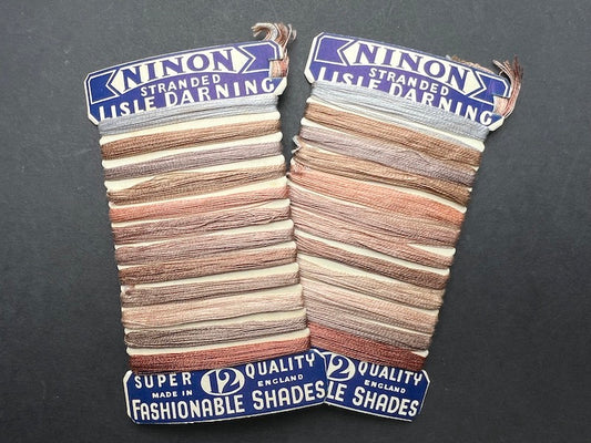 Attractive Vintage Cotton Darning 12 Shades Thread Card - Old Shop Stock