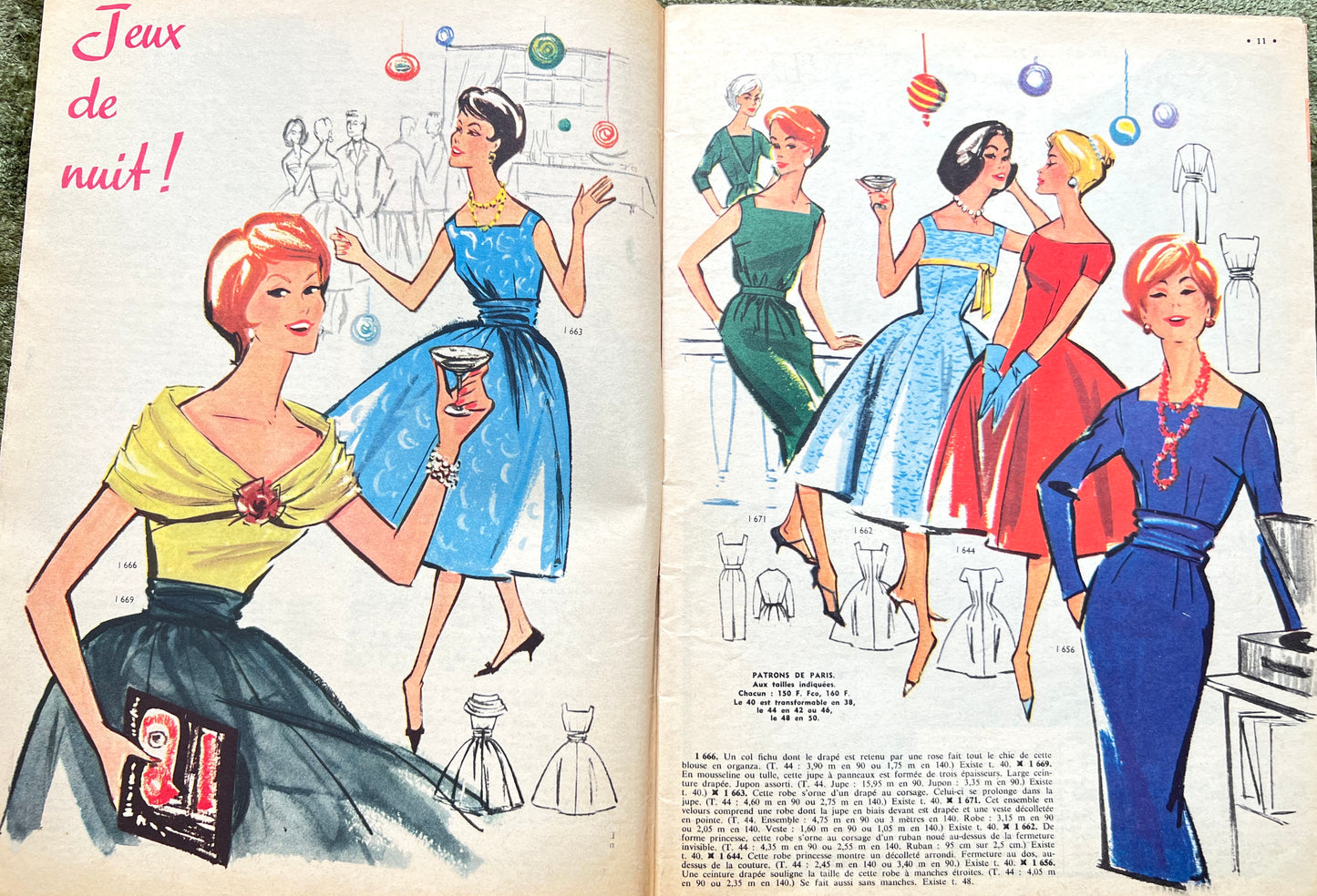 1st December 1957 edition of French L'Echo de la Mode incl. Christmas Present Ideas.