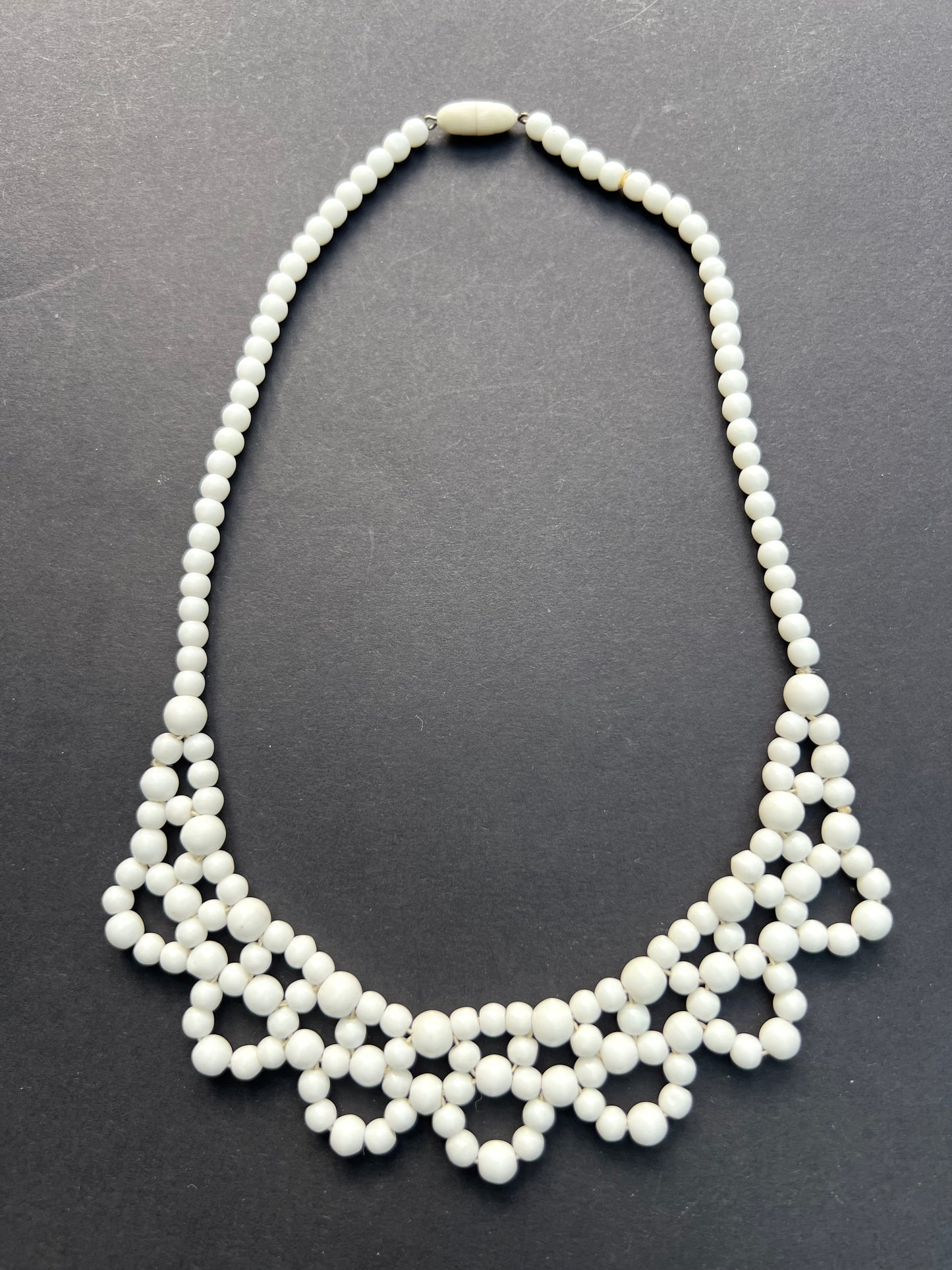 Pretty Vintage White Glass Bead Necklace