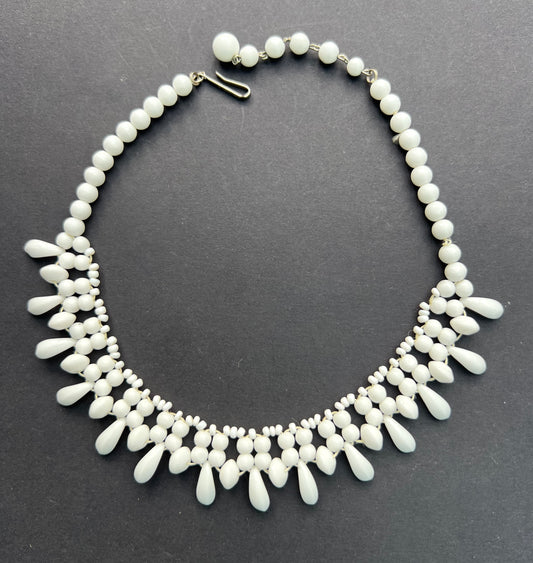 Elegant Vintage White Glass Bead Necklace