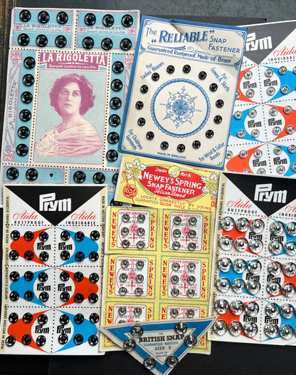 7 Sheets of vintage Press-Studs / Snaps