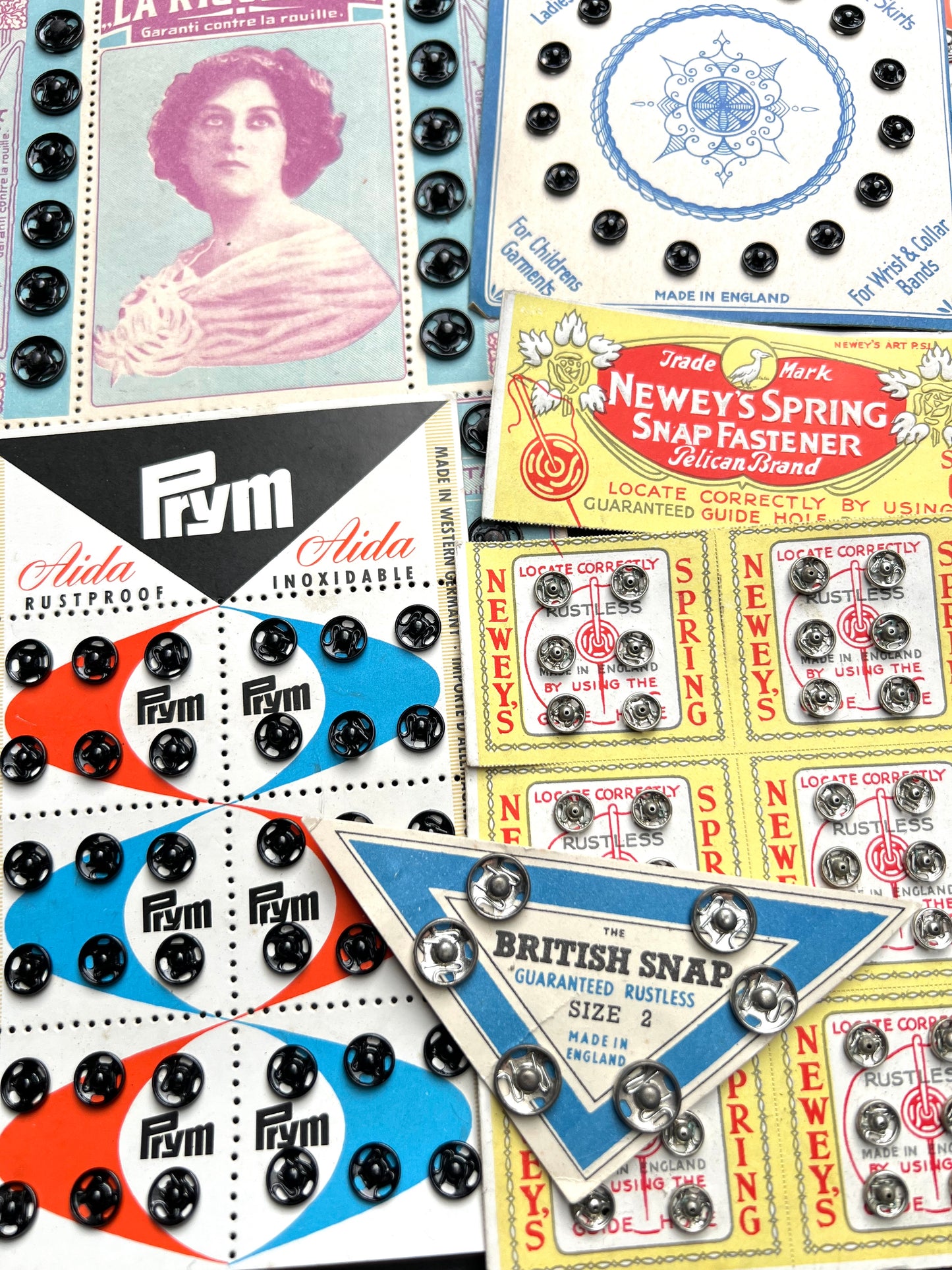 7 Sheets of vintage Press-Studs / Snaps
